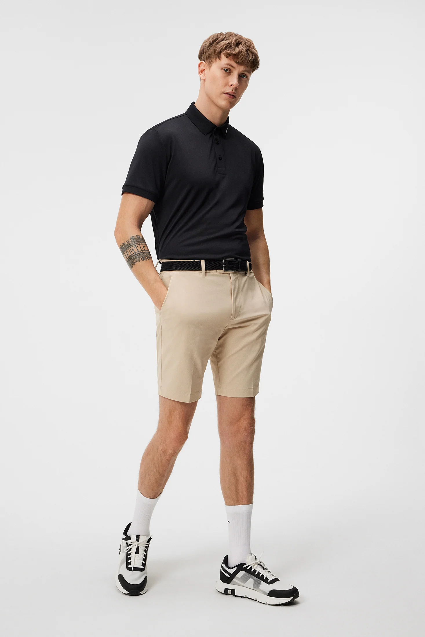 Vent Tight Shorts / Safari Beige - Image 4
