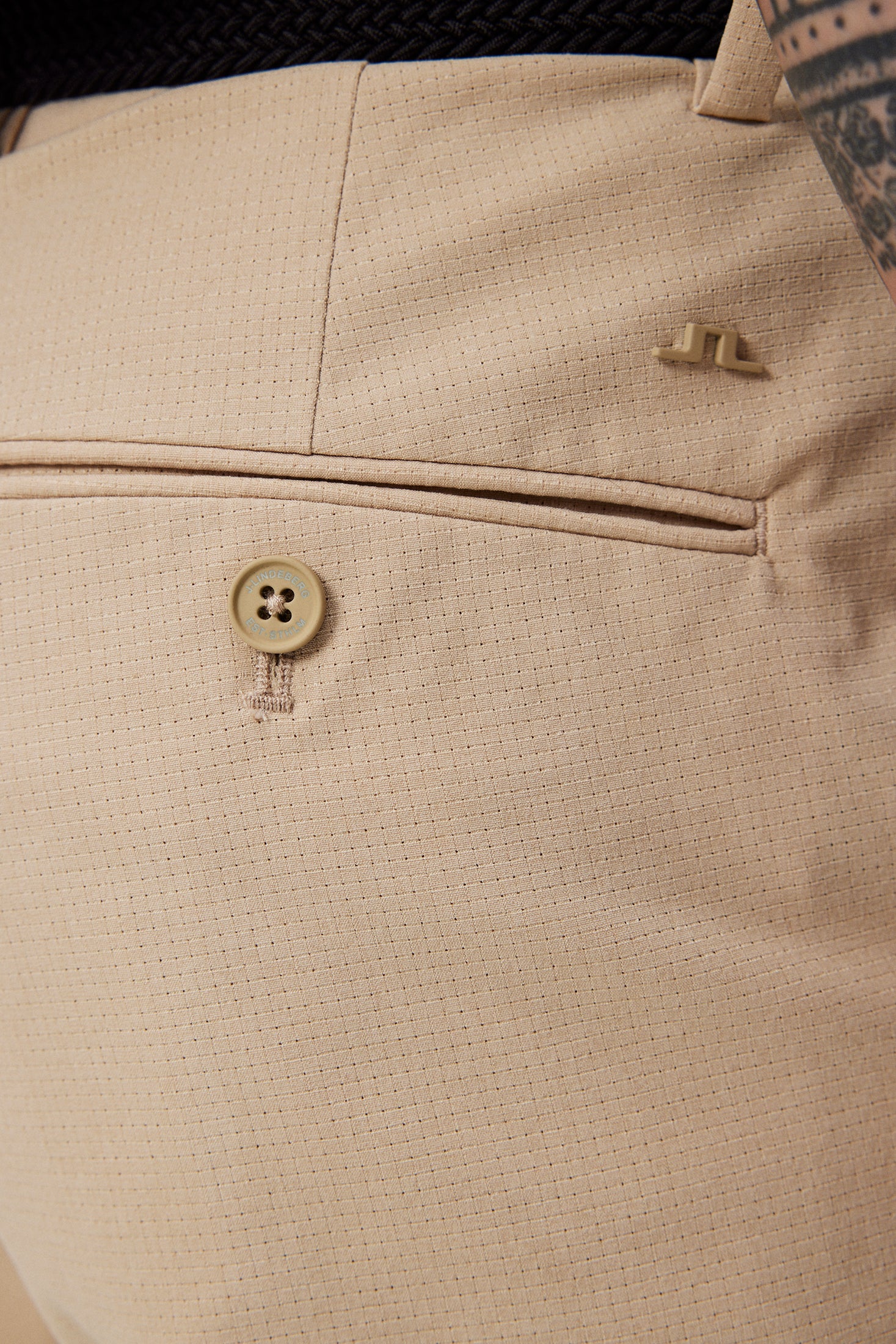 Vent Tight Shorts / Safari Beige - Image 6