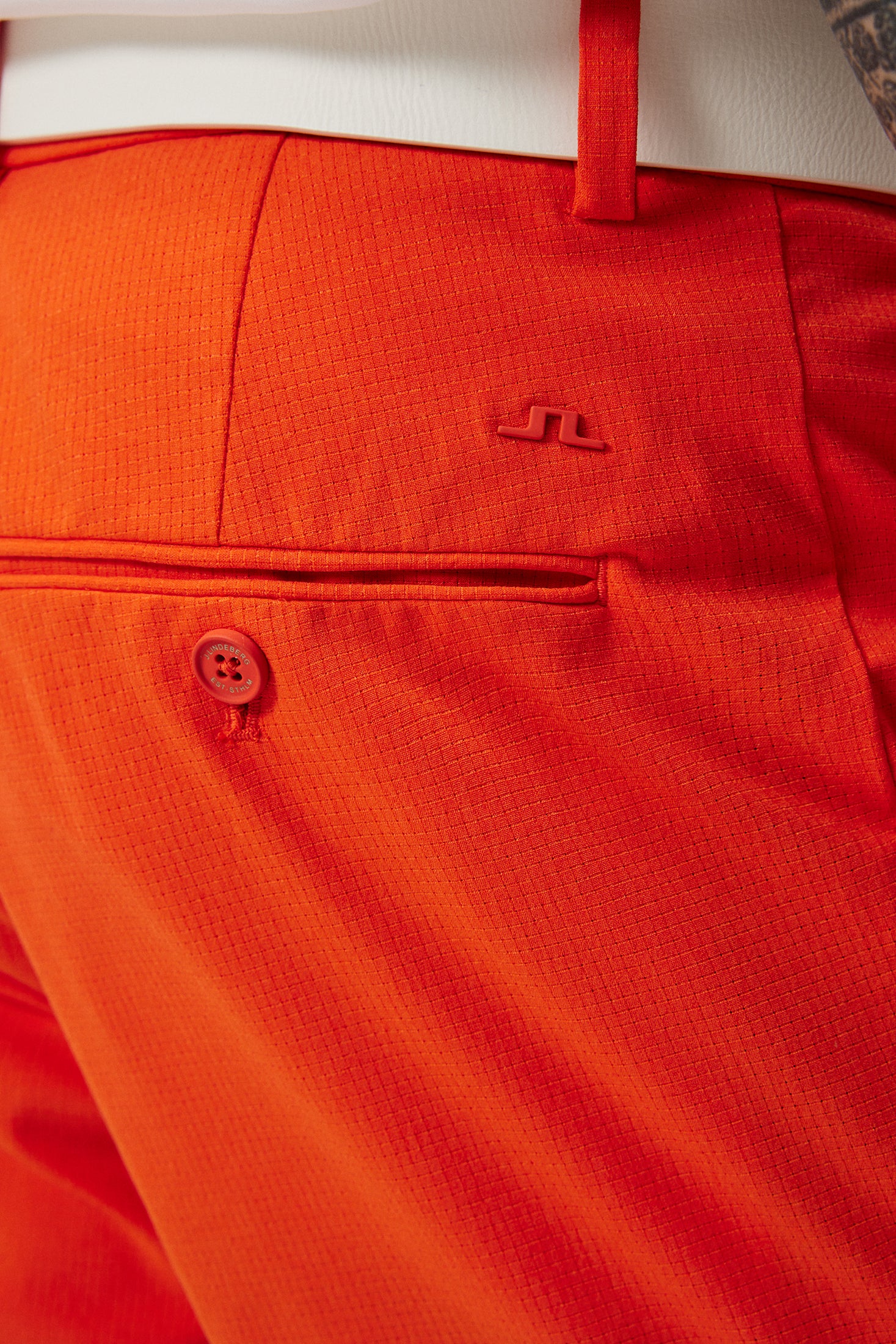 Vent Tight Shorts / Tangerine Tango - Image 6