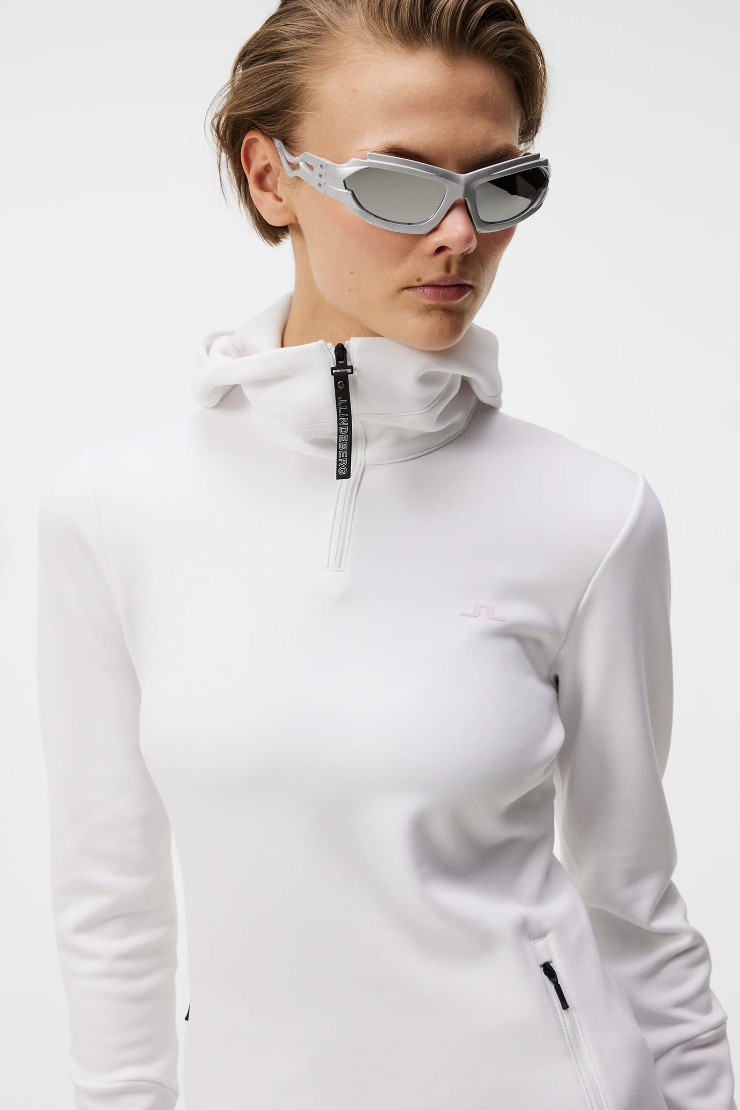 W Aerial Quarter Hood / White - Image 4
