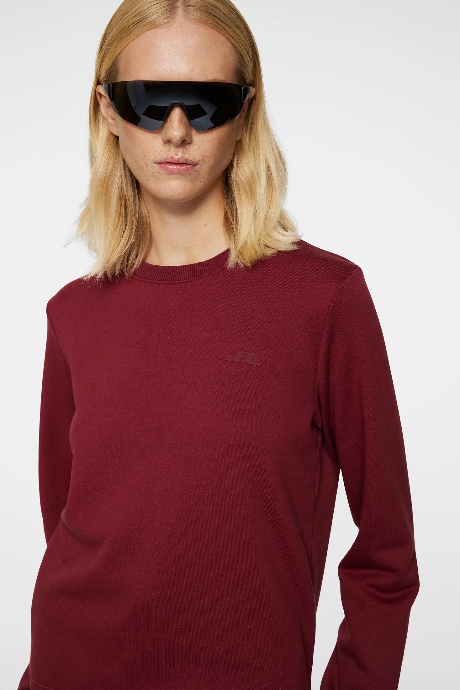 W Alpha Crew Neck / Cabernet - Image 5