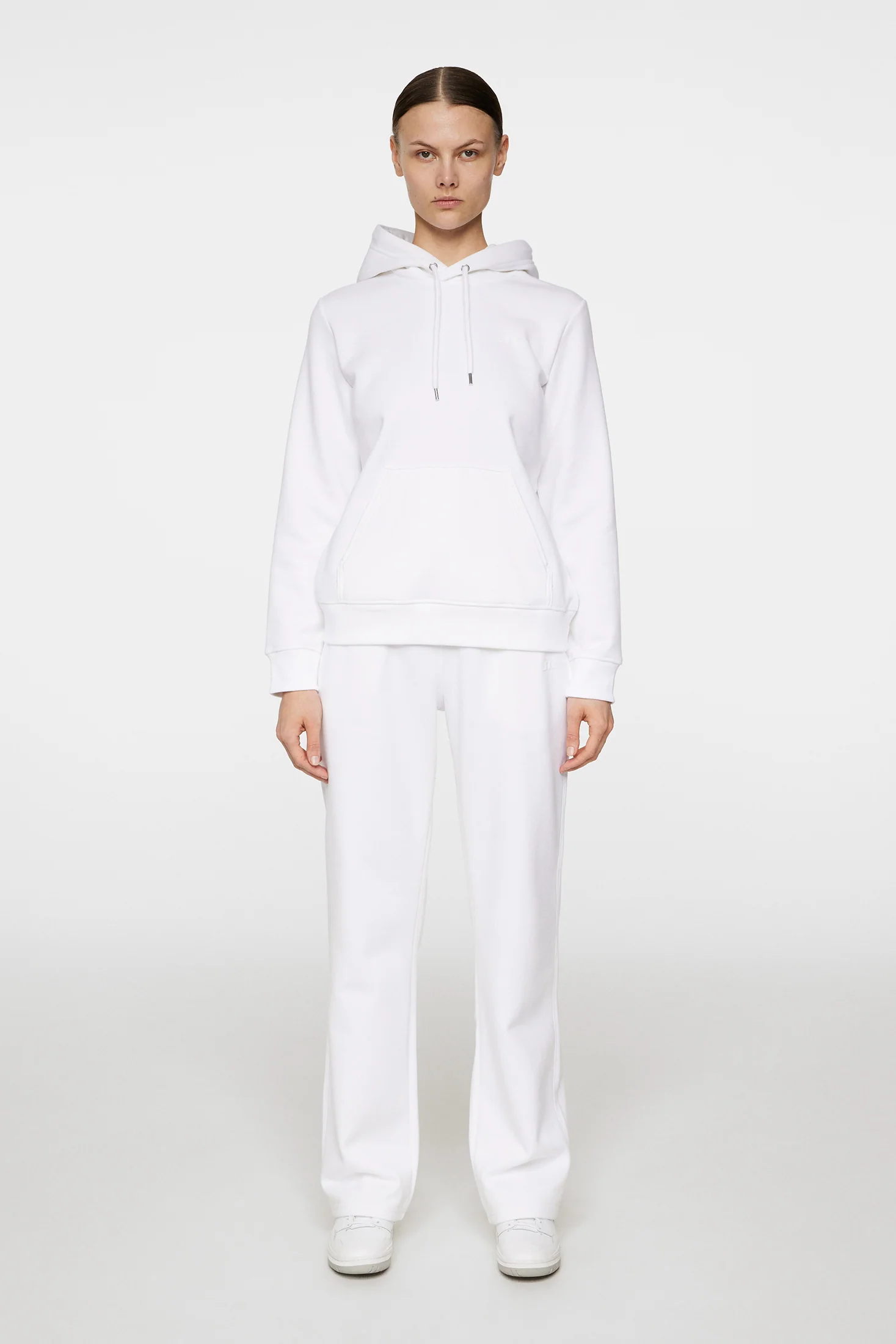 W Alpha Hood / White - Image 4