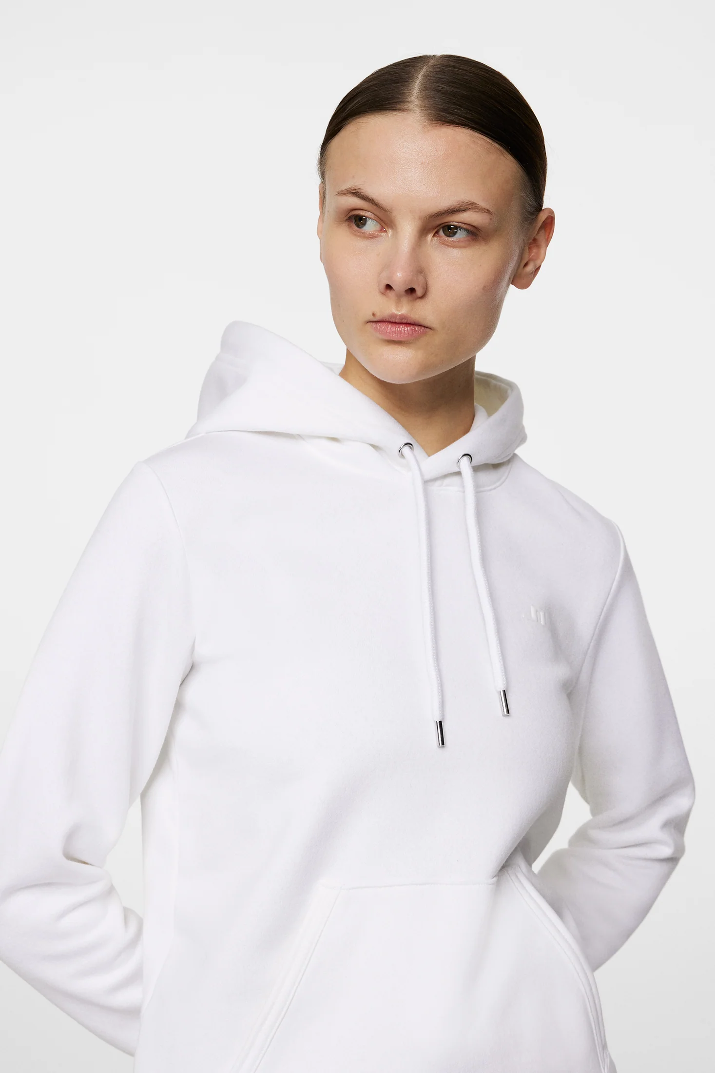 W Alpha Hood / White - Image 5