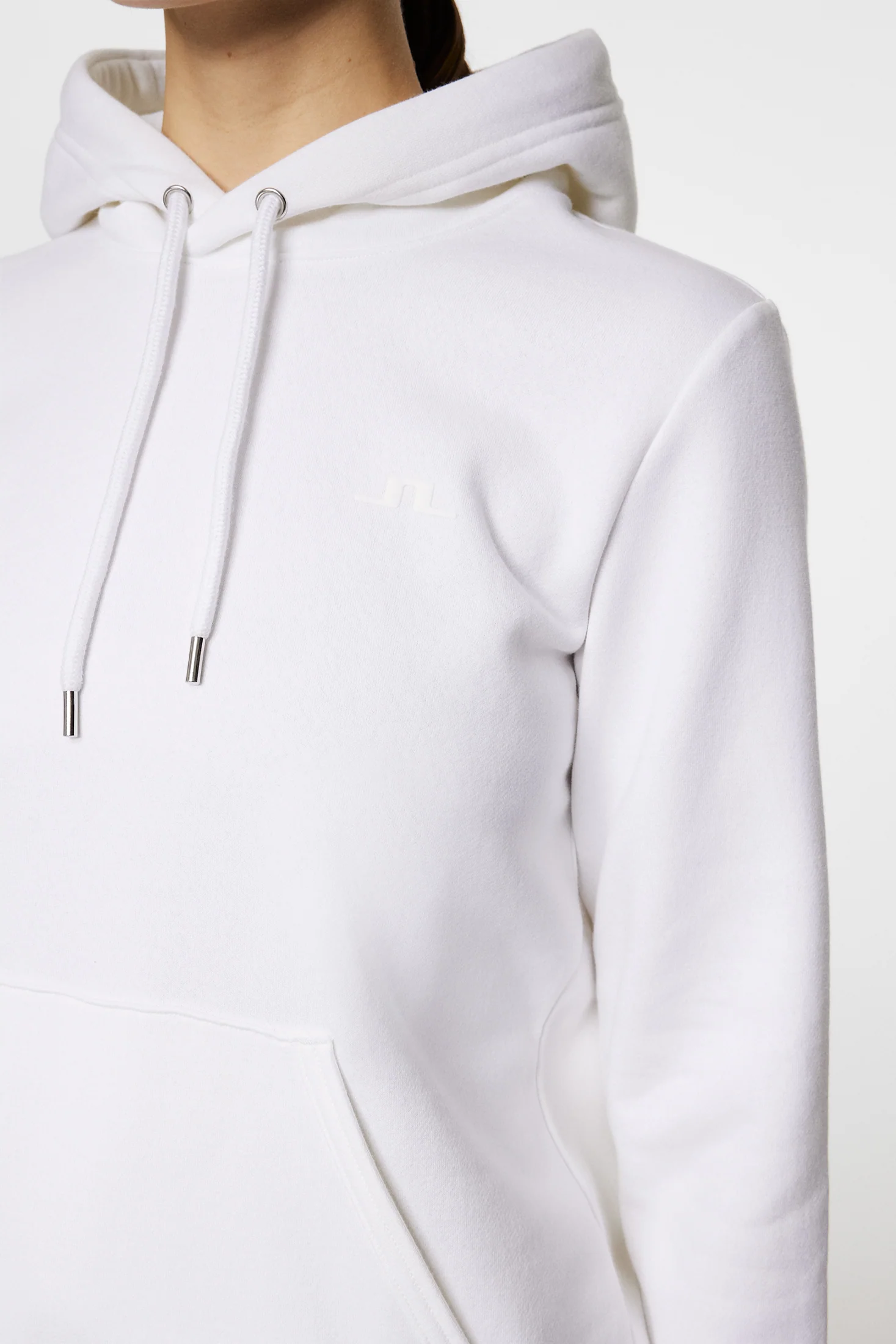 W Alpha Hood / White - Image 6