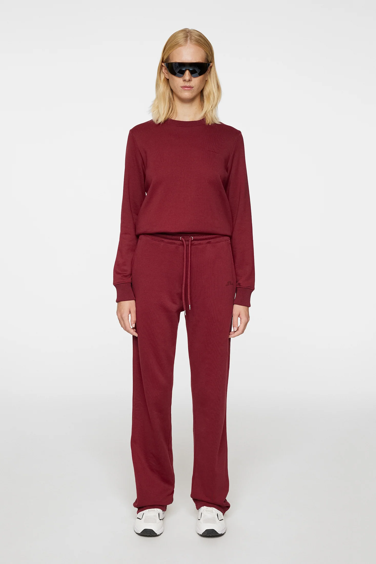 W Alpha Pant / Cabernet - Image 4