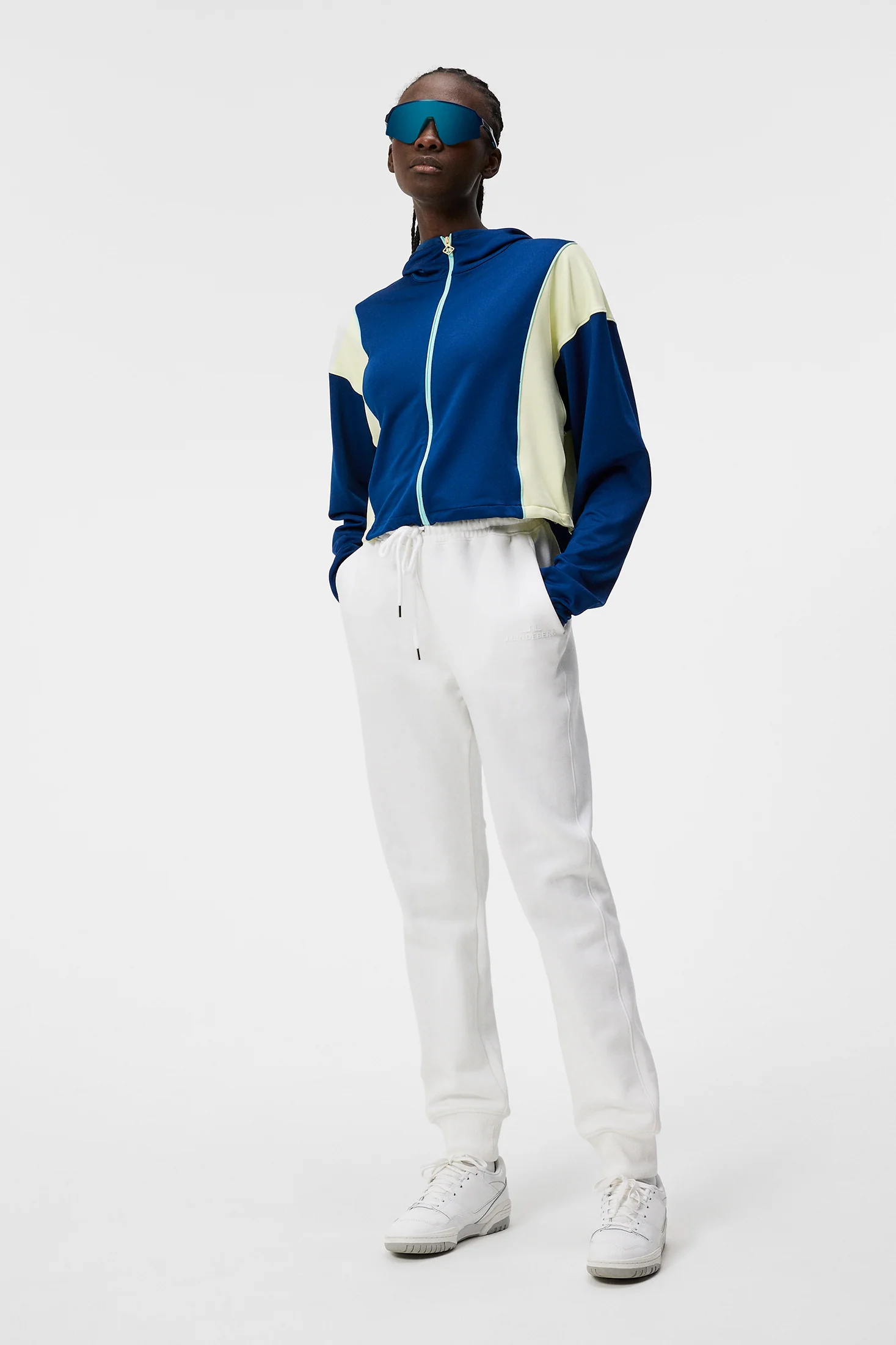 W Alpha Pant / White - Image 2