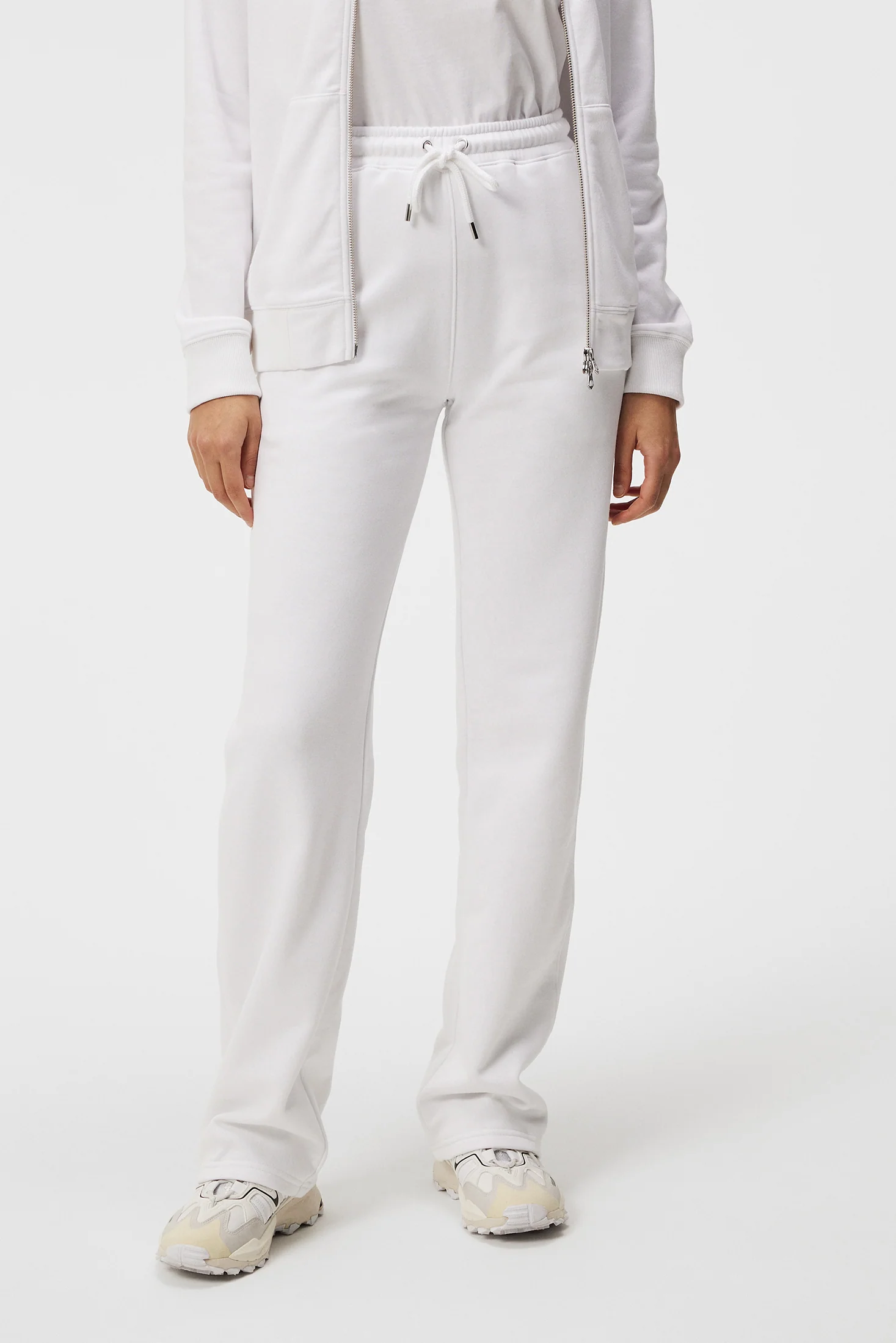 W Alpha Pants / White - Image 2