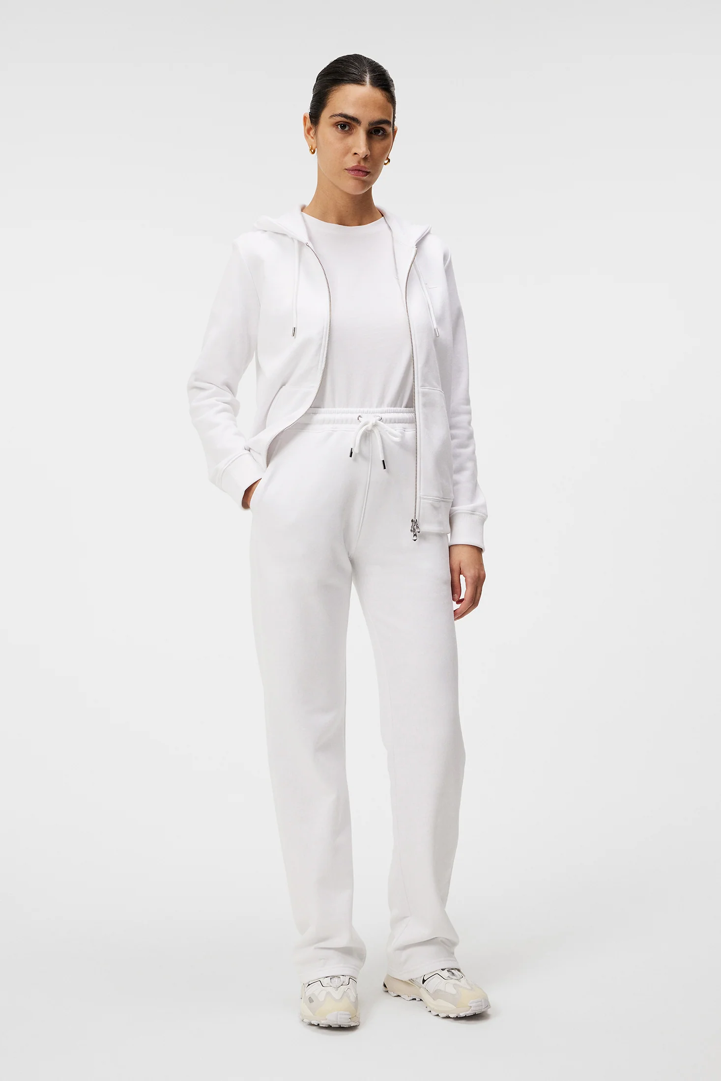 W Alpha Pants / White - Image 4