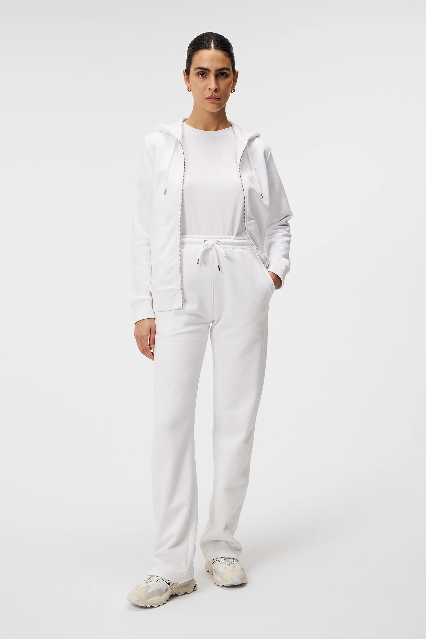 W Alpha Zip Hood / White - Image 4