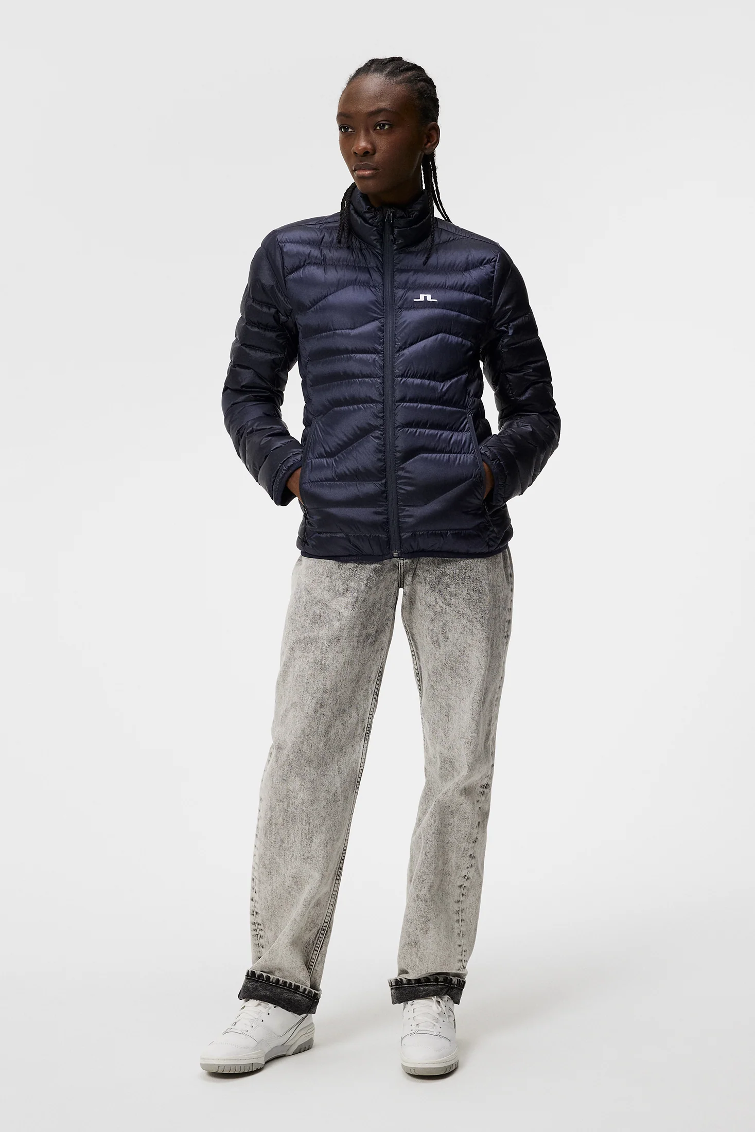 W Cliff Light Down Jacket / JL Navy - Image 4