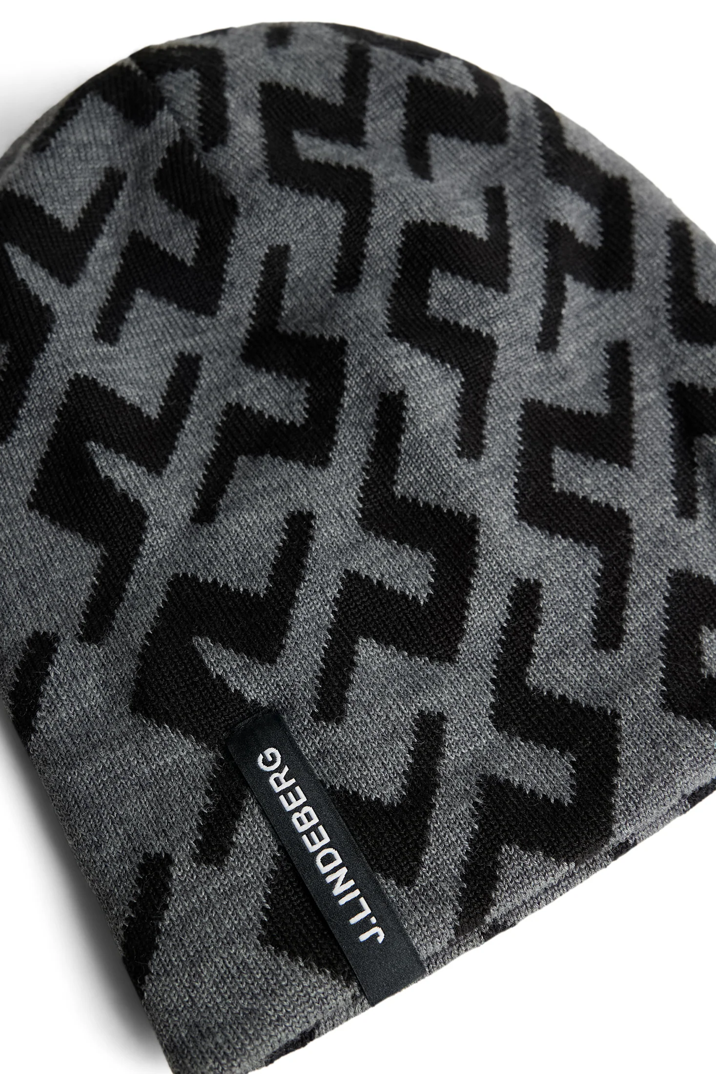 Zac Reversible Beanie / Black - Image 3